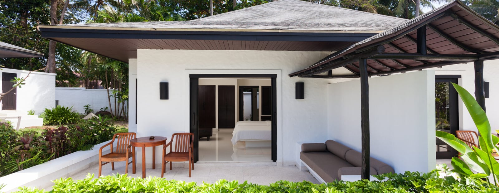 The Racha, rooms