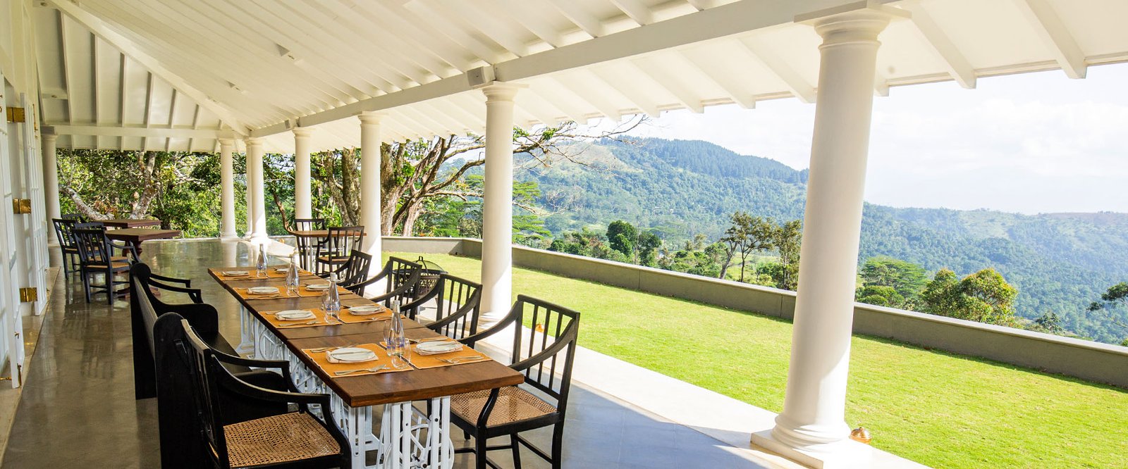 W15 Hanthana Estate, at the table