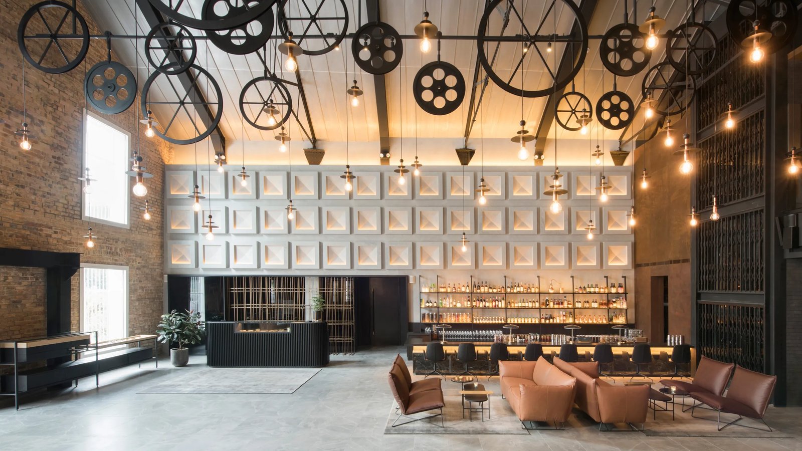 The Warehouse Hotel — vibe