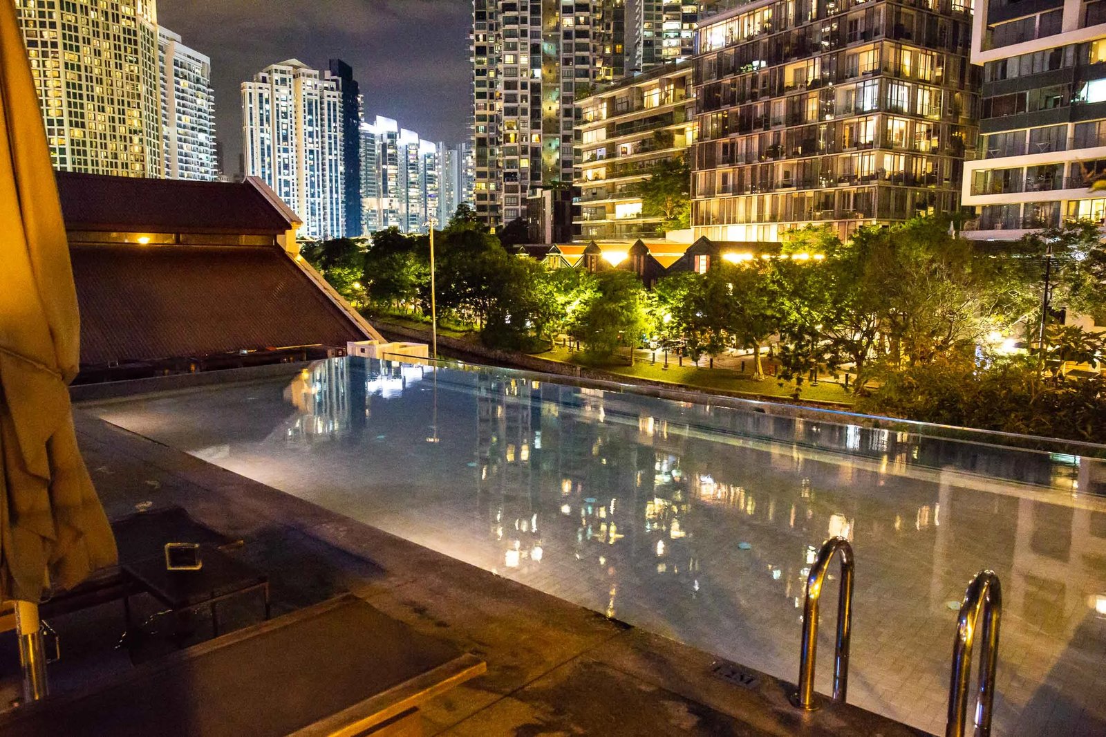 The Warehouse Hotel, the pool
