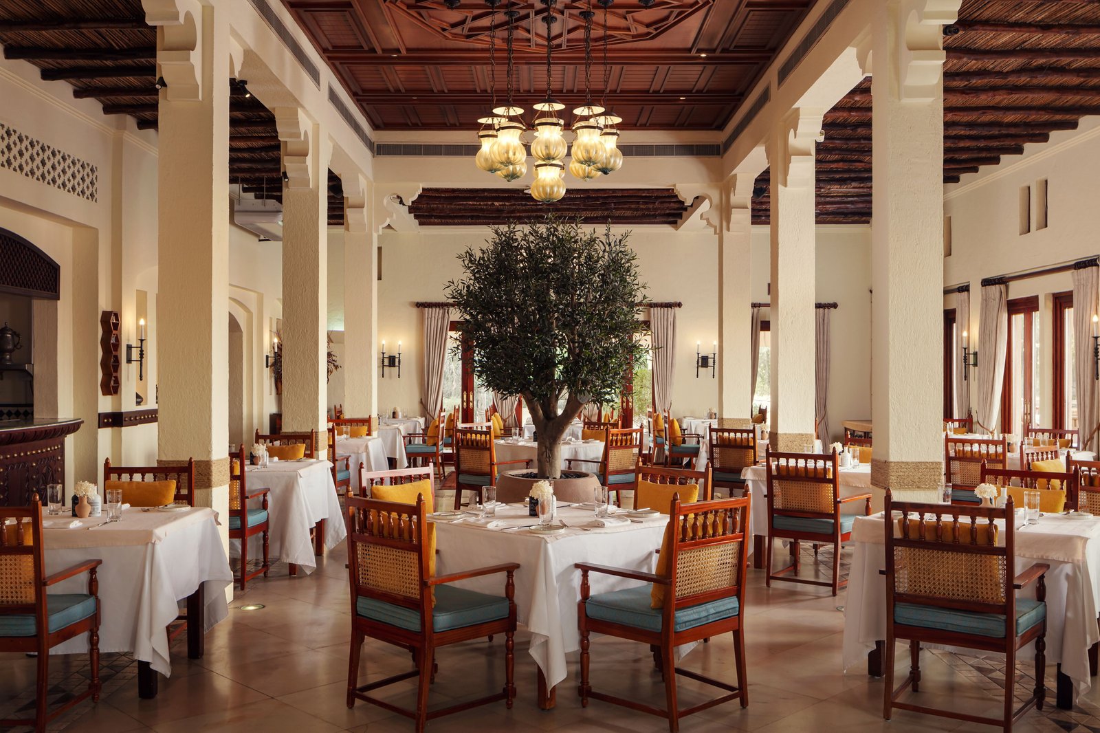 Al Maha, a Luxury Collection Desert Resort & Spa, Dubai, eat & drink