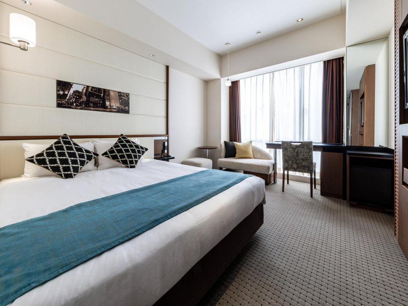 Solaria Nishitetsu Hotel Ginza — rooms