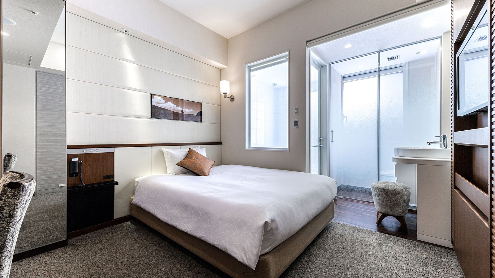 Solaria Nishitetsu Hotel Ginza — rooms