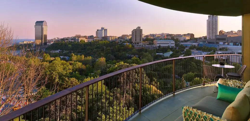 The St. Regis Istanbul, vibe