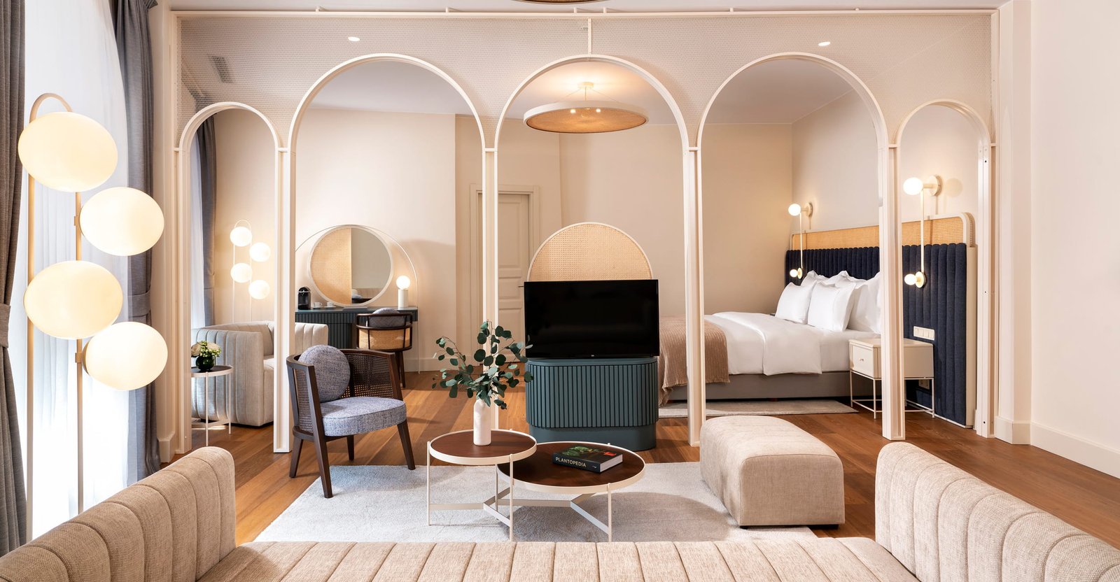 Ecole St. Pierre Hotel, rooms