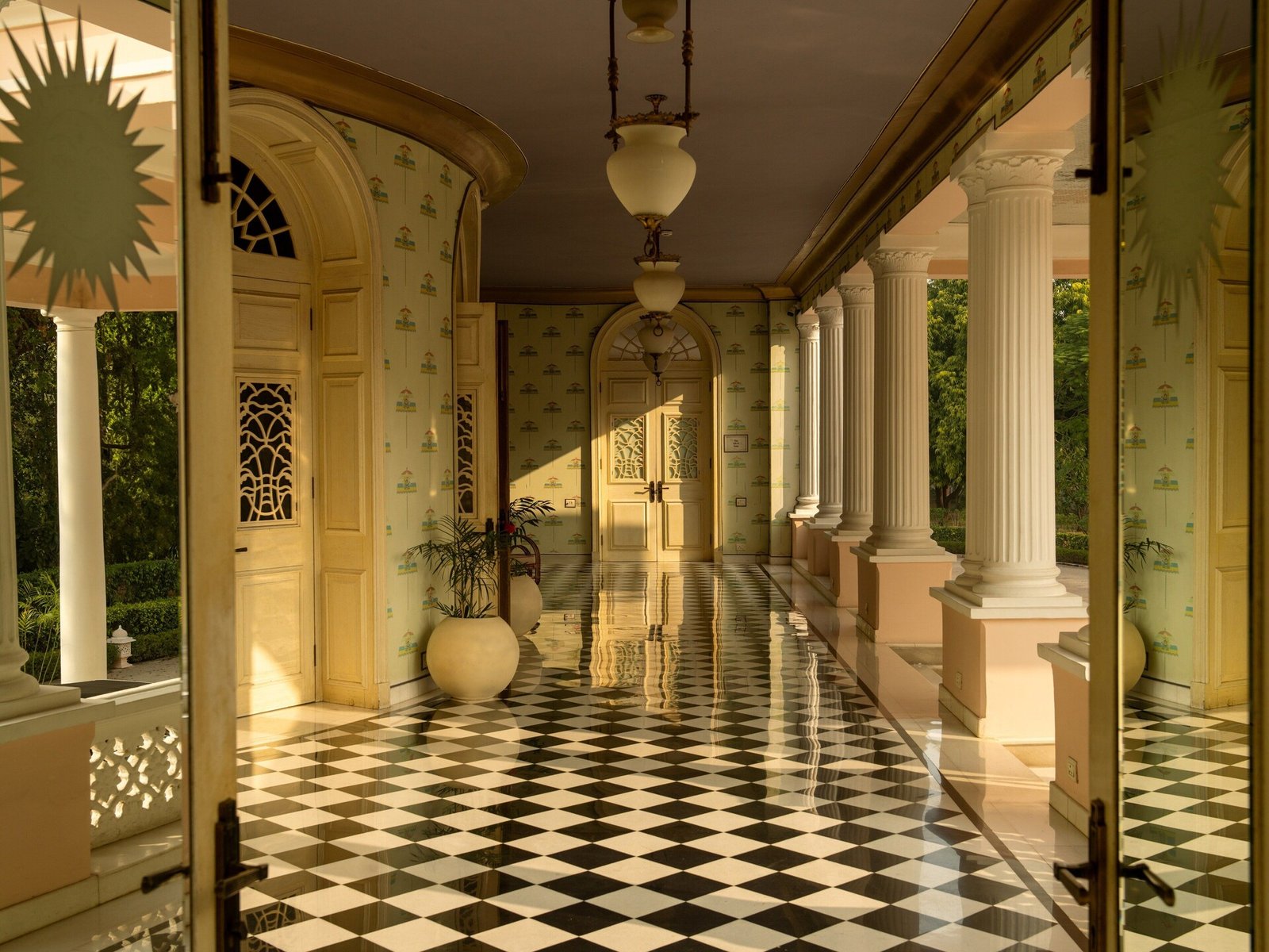 Rajmahal Palace RAAS Jaipur, vibe