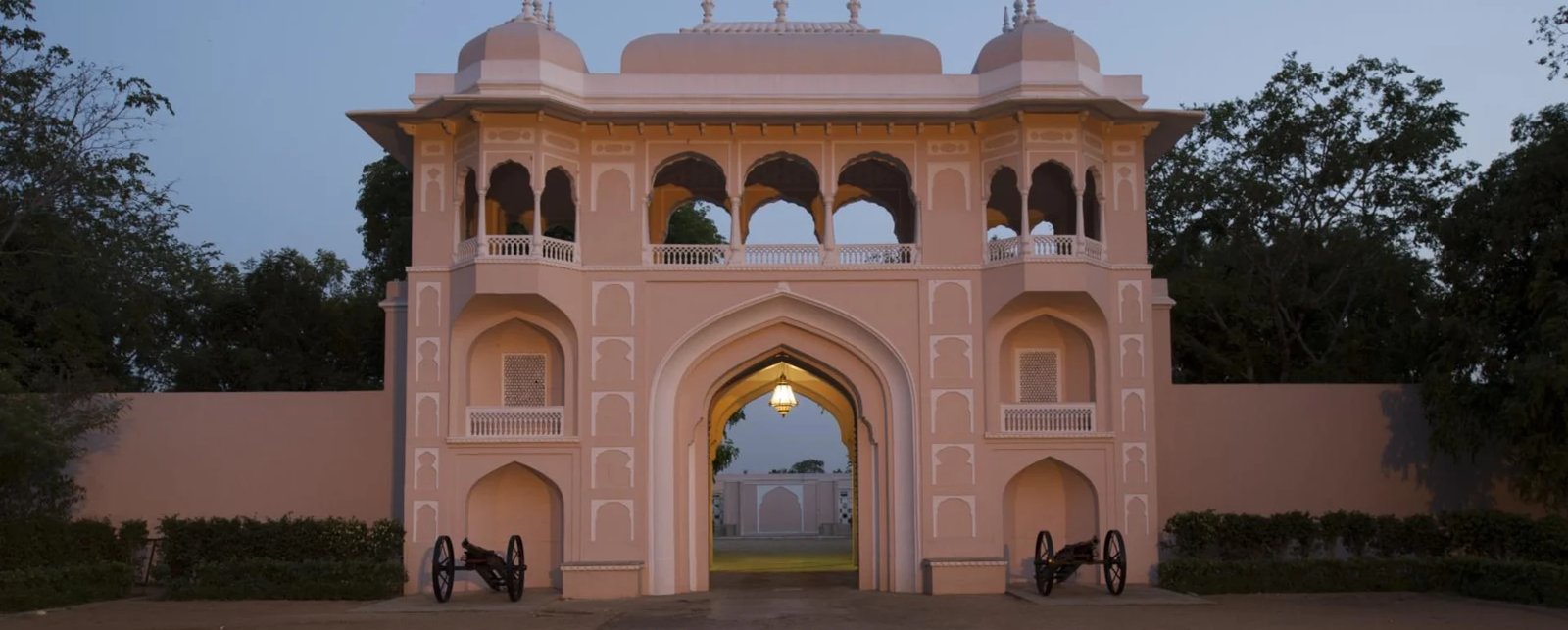 Rajmahal Palace RAAS Jaipur, backstory