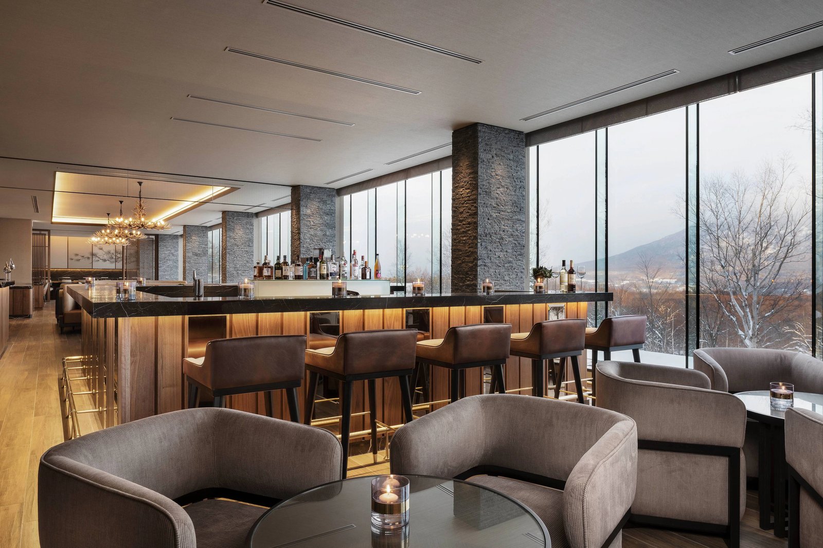 Higashiyama Niseko Village, a Ritz-Carlton Reserve, ume lounge