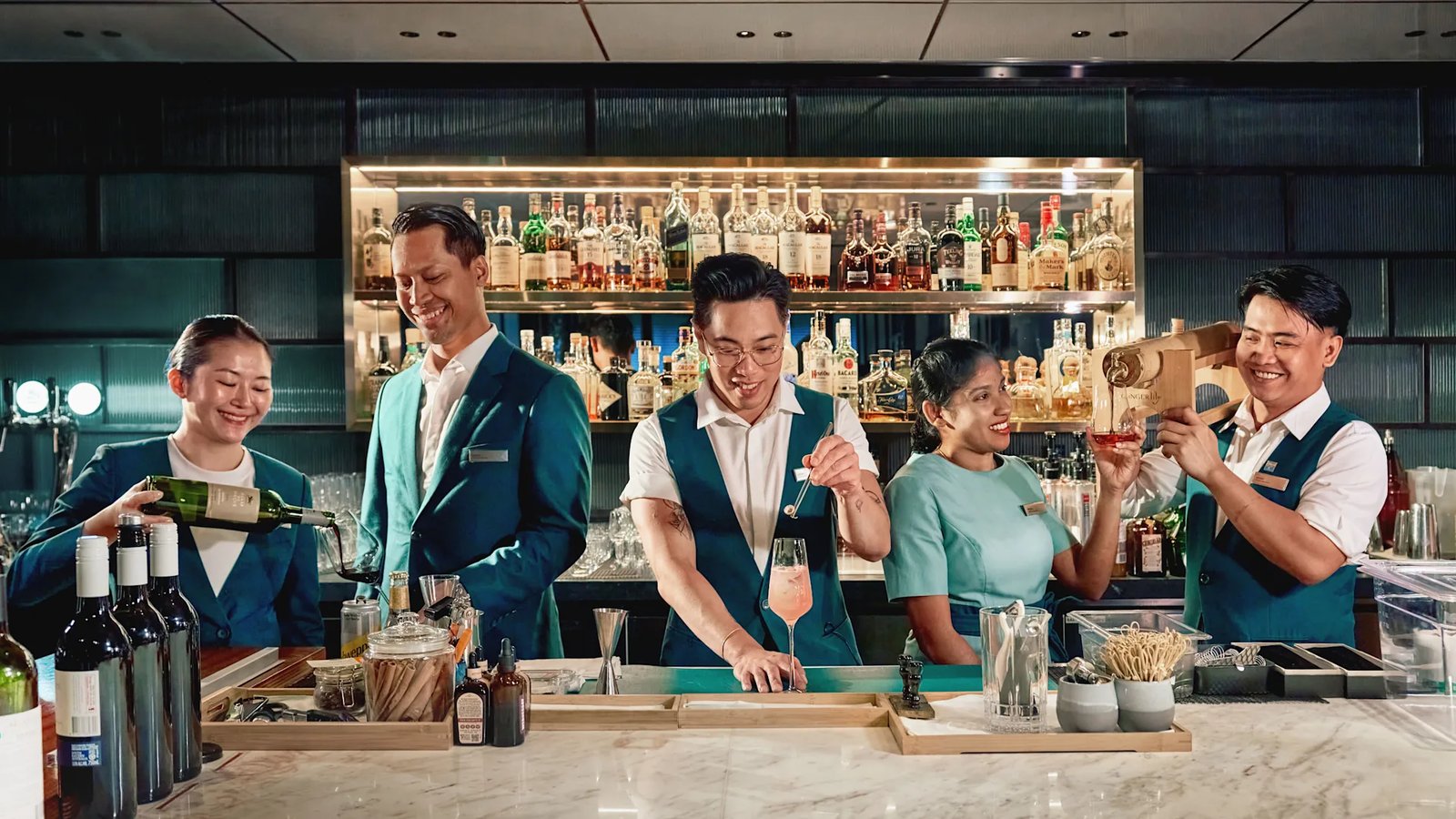 Hilton Singapore Orchard — vibe