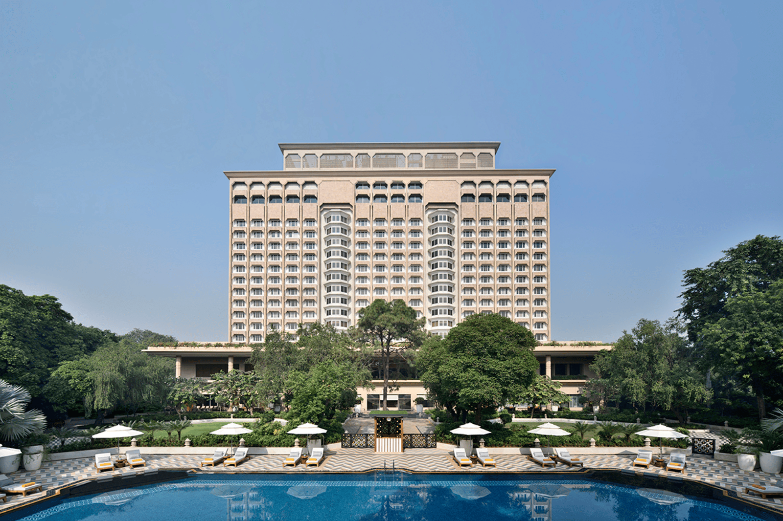 Taj Mahal, New Delhi, backstory