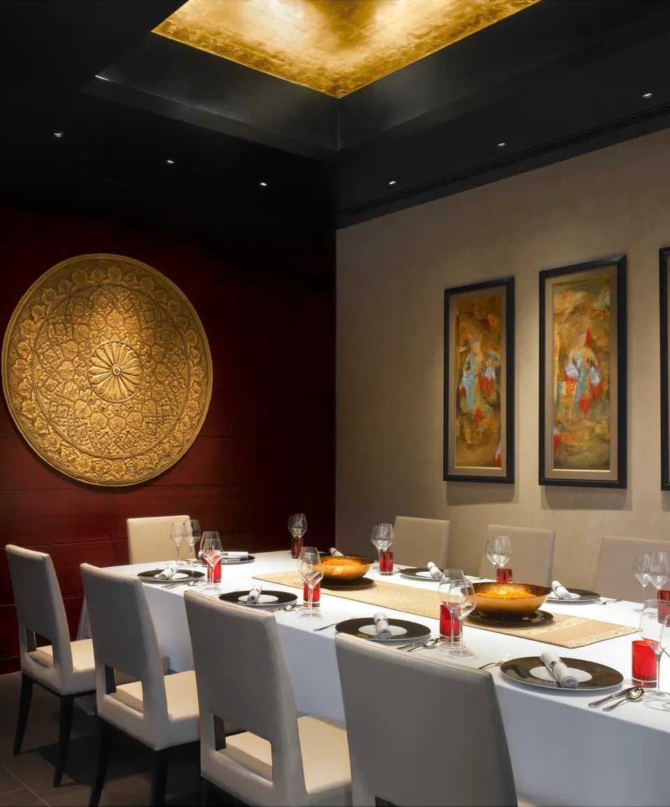 Taj Mahal, New Delhi, eat & drink