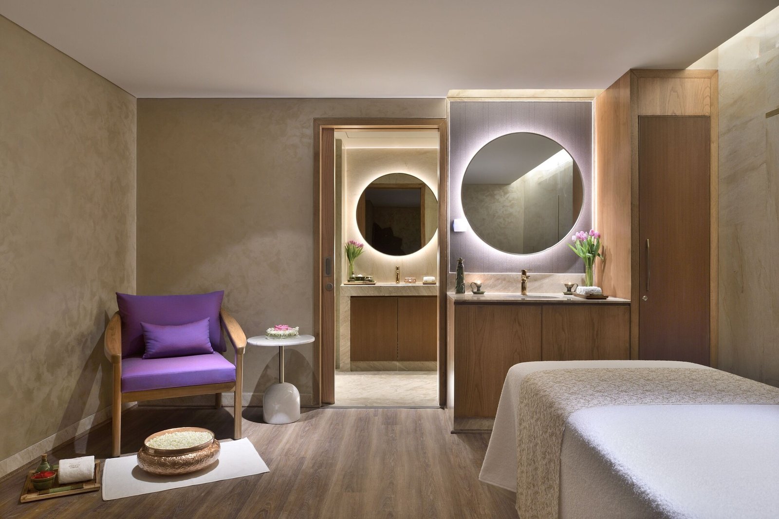 Taj Mahal, New Delhi, wellness