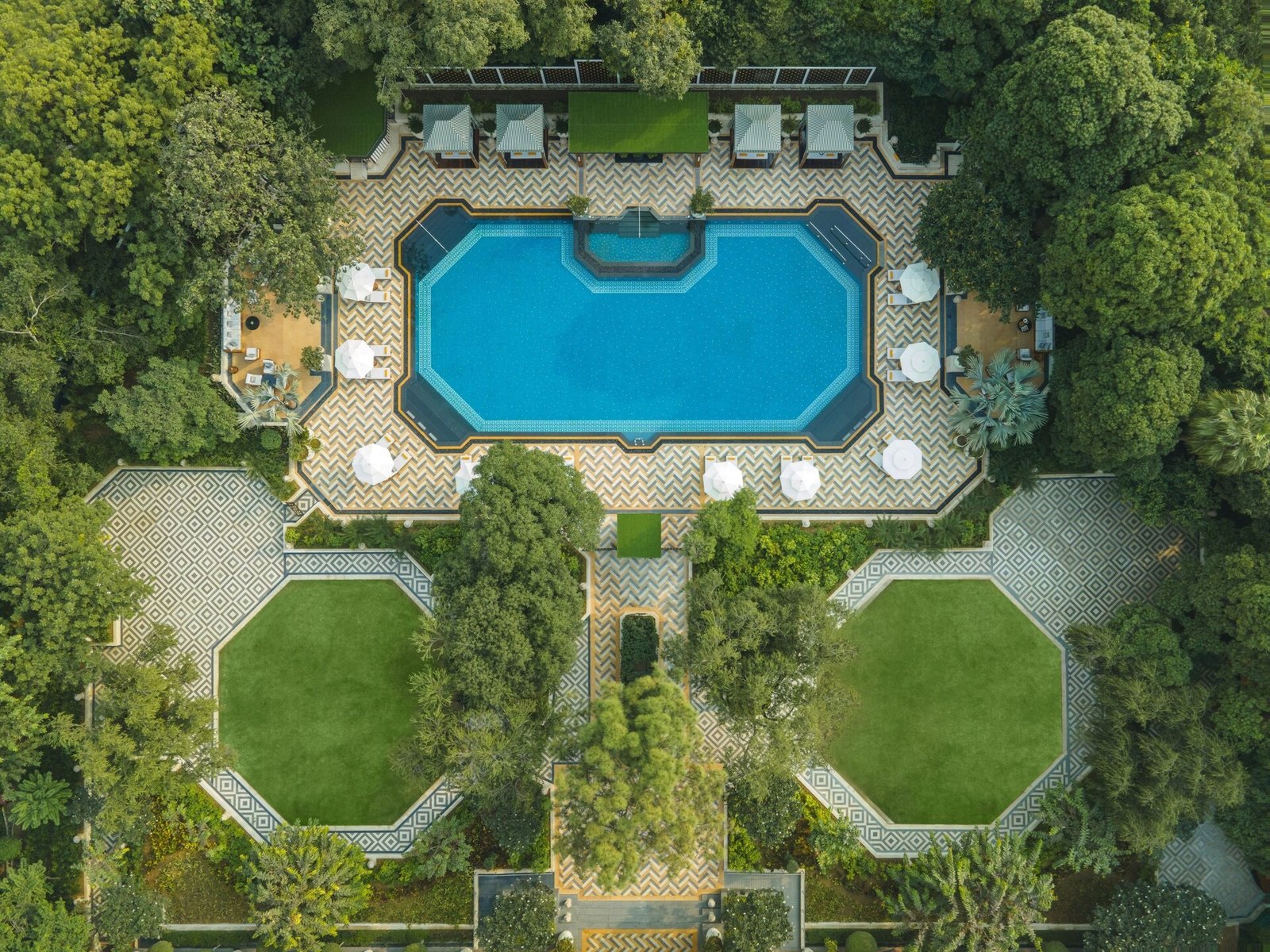 Taj Mahal, New Delhi, wellness