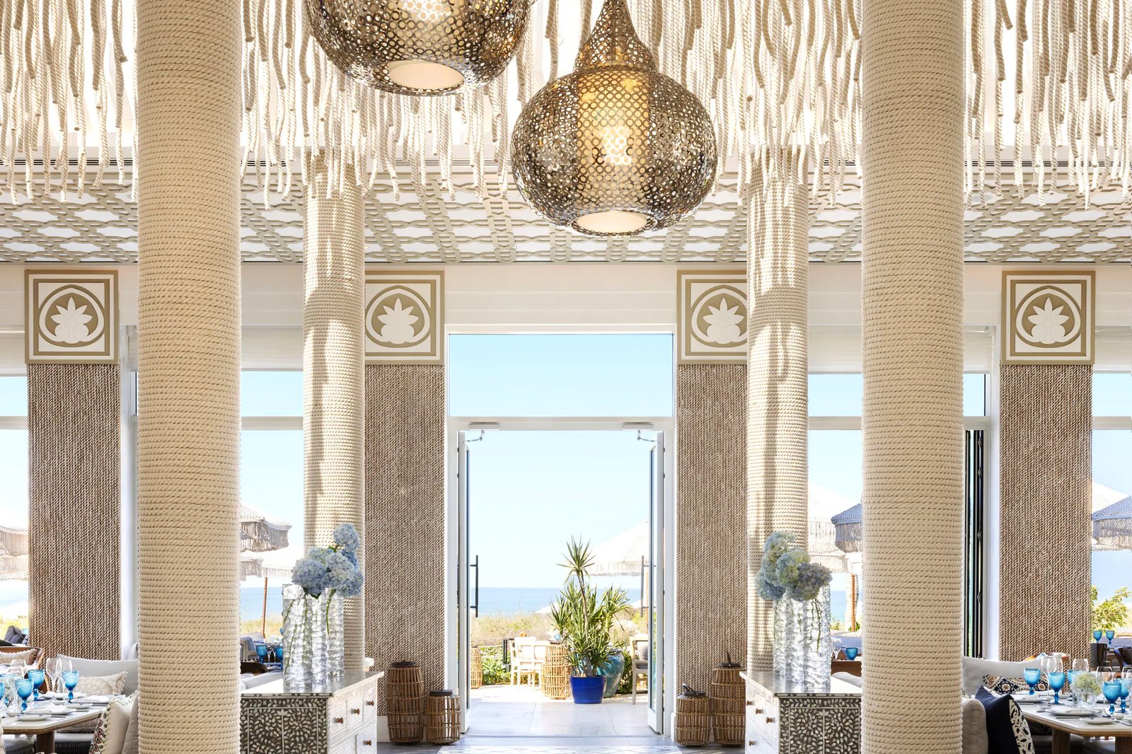 Jumeirah Saadiyat Island, eat & drink
