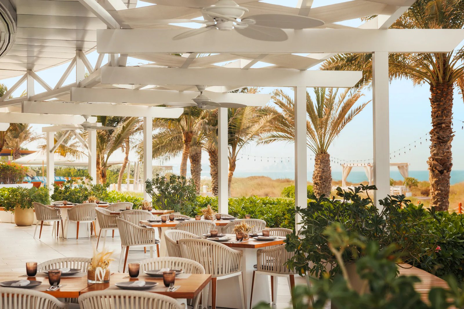 Jumeirah Saadiyat Island, eat & drink