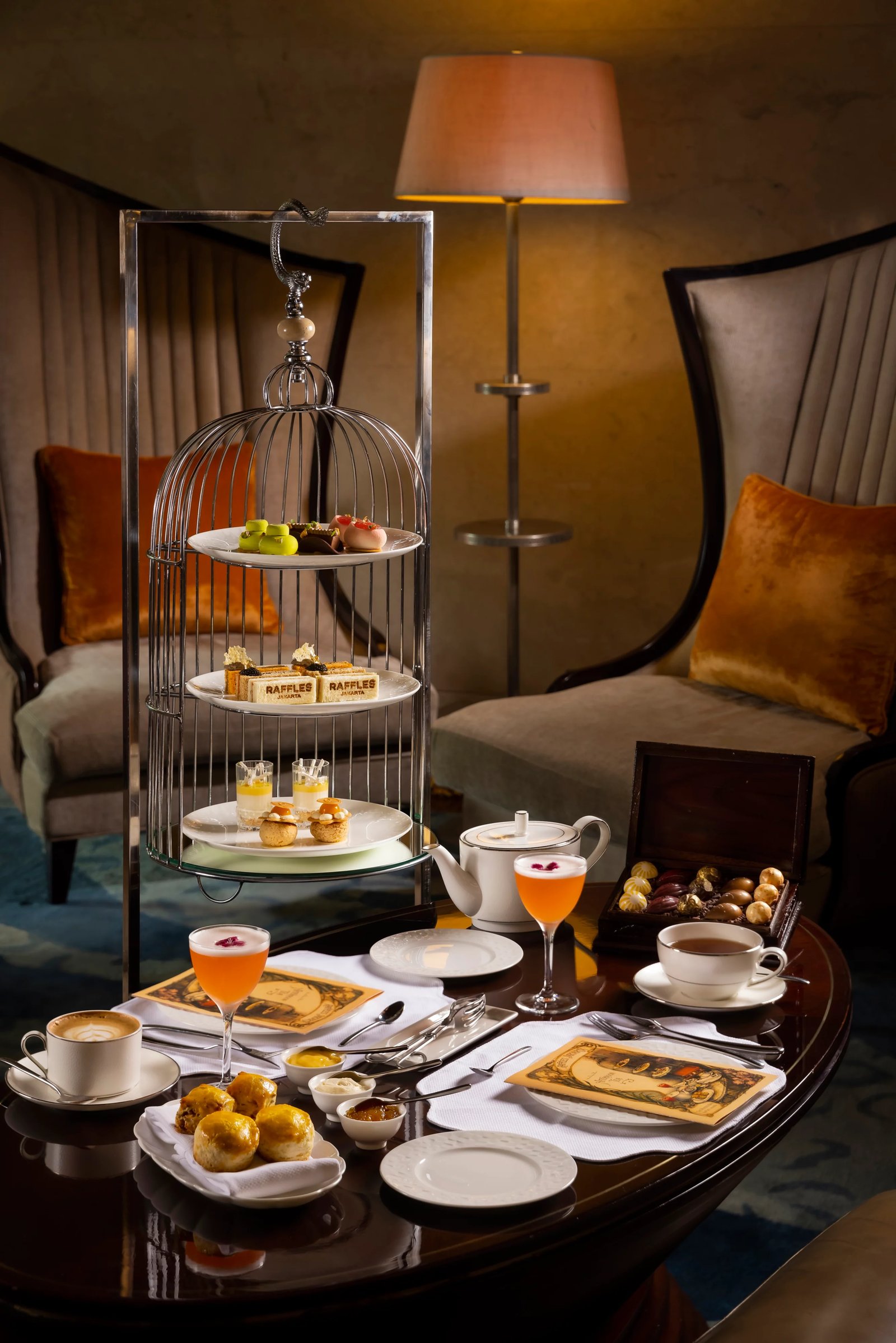 Raffles Jakarta, the writers bar