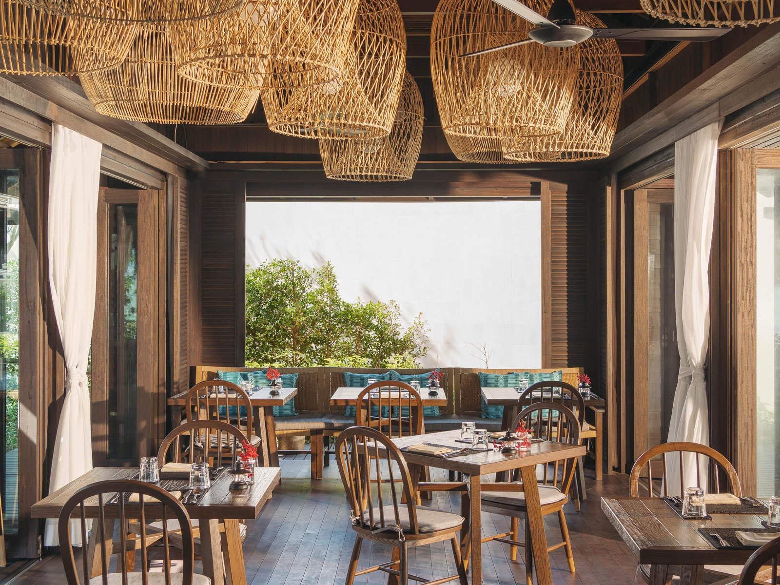 Kimpton Kitalay Samui, eat & drink