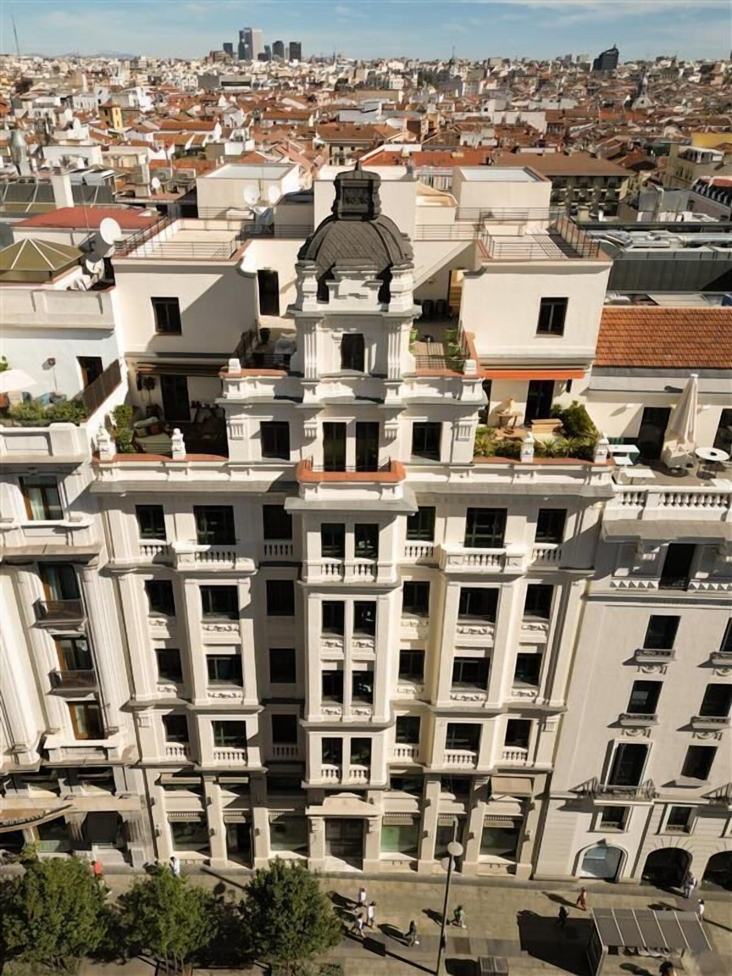 Brach Madrid - Hôtel Evok Collection, backstory