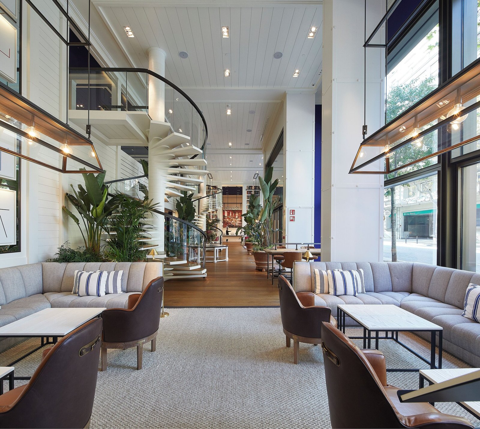Seventy Barcelona, vibe