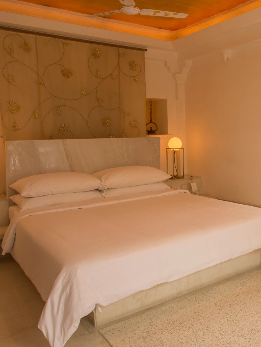 RAAS Devigarh, rooms
