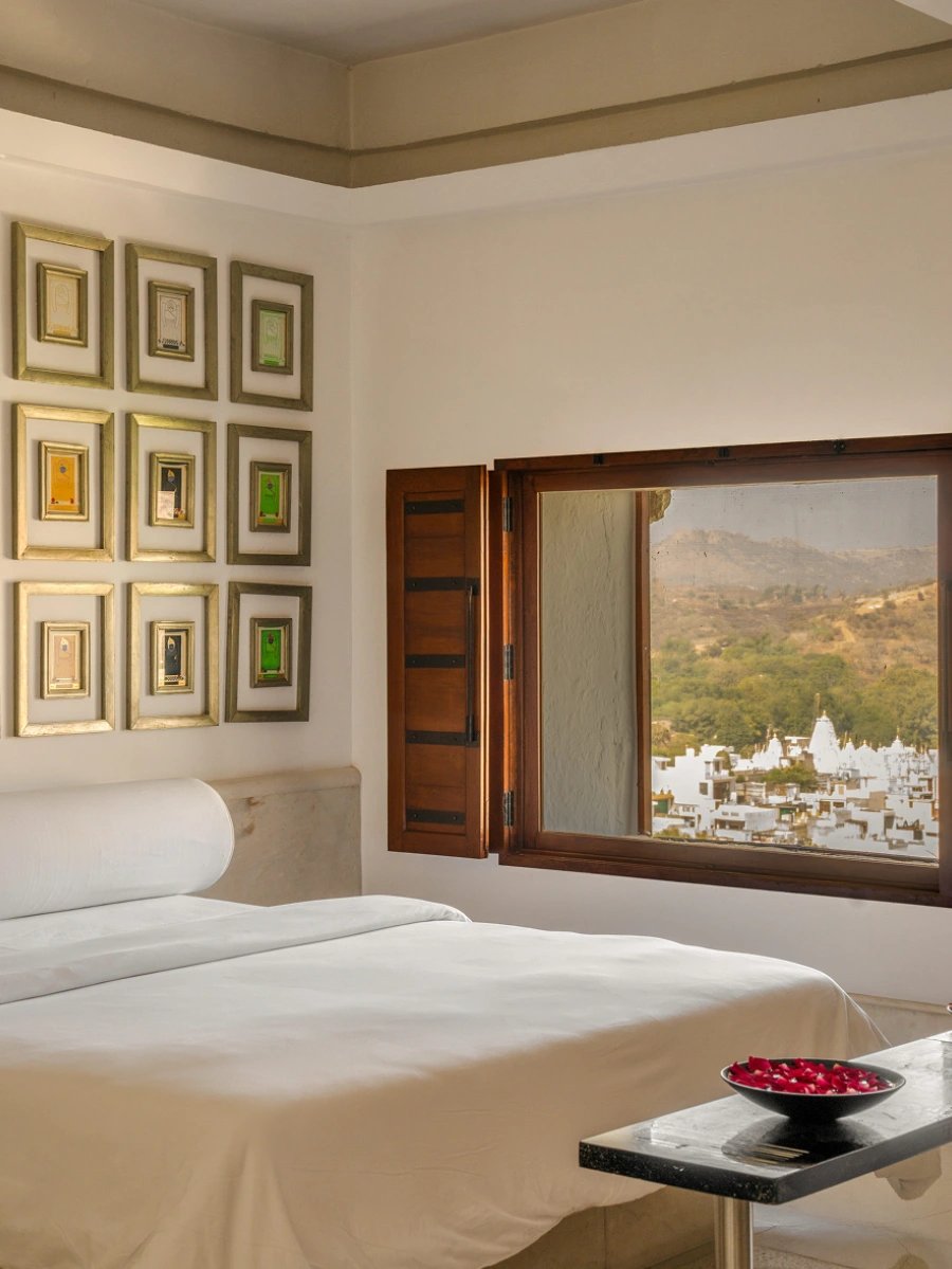 RAAS Devigarh, rooms
