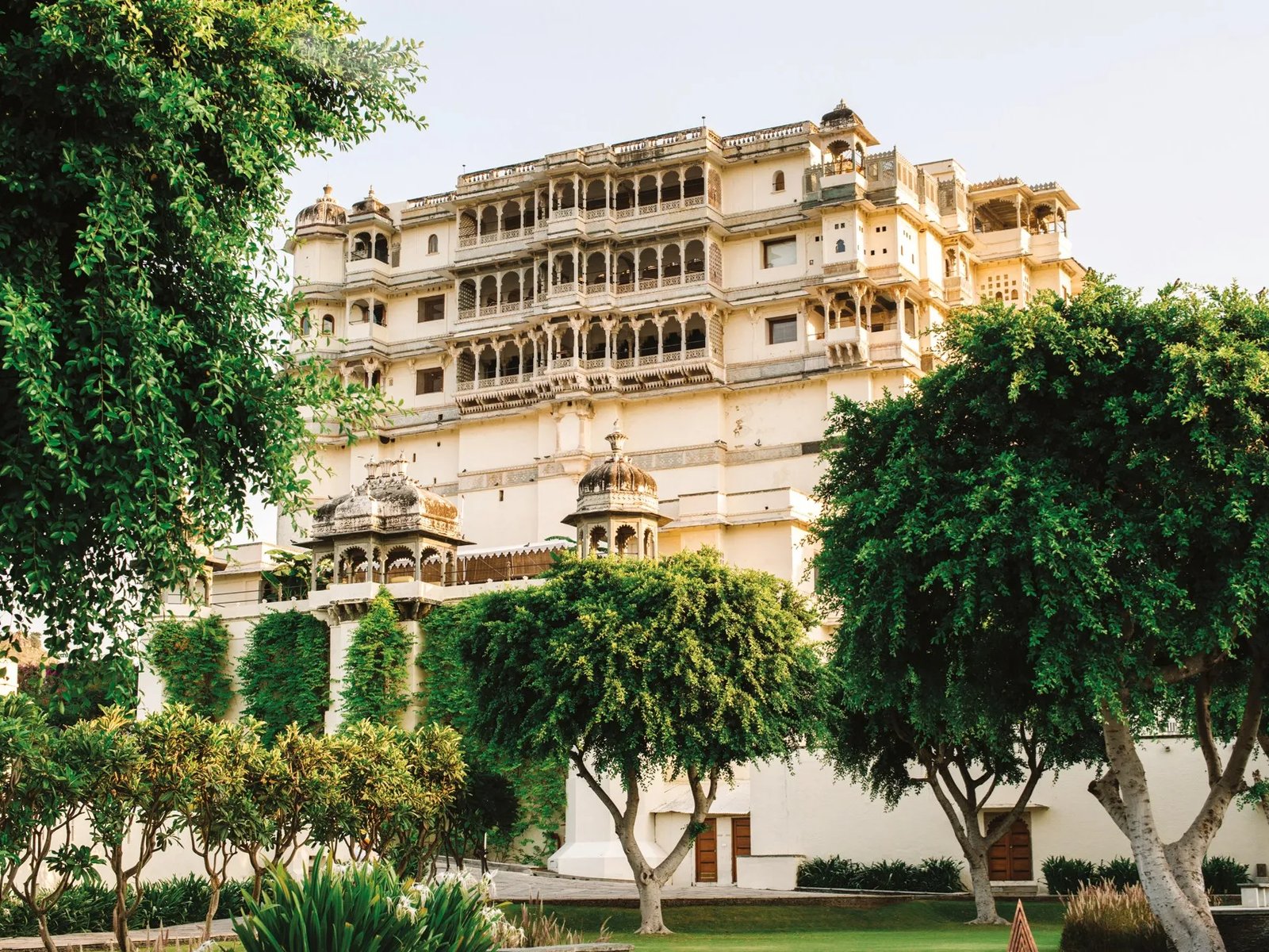 RAAS Devigarh, backstory