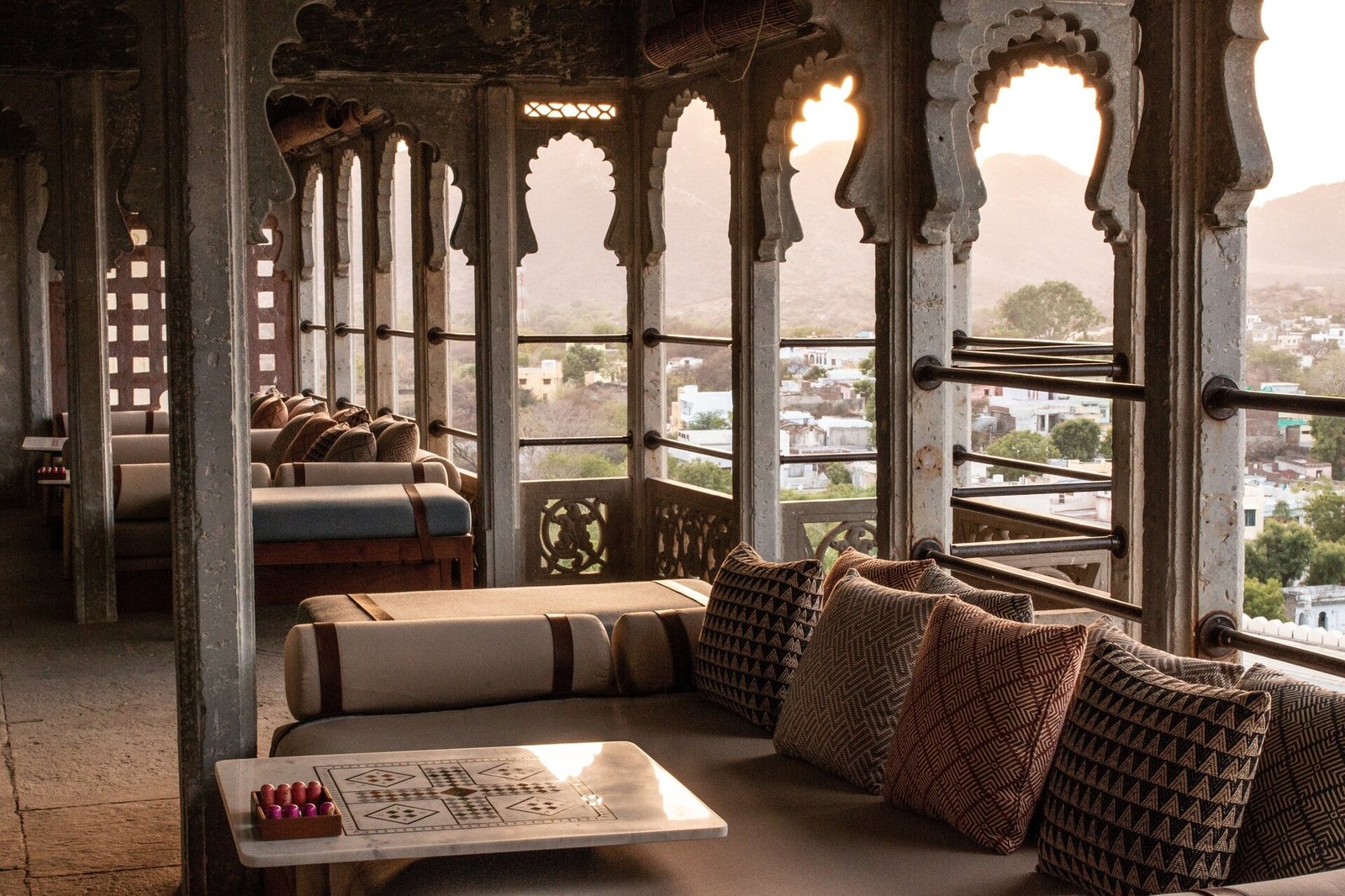 RAAS Devigarh, vibe