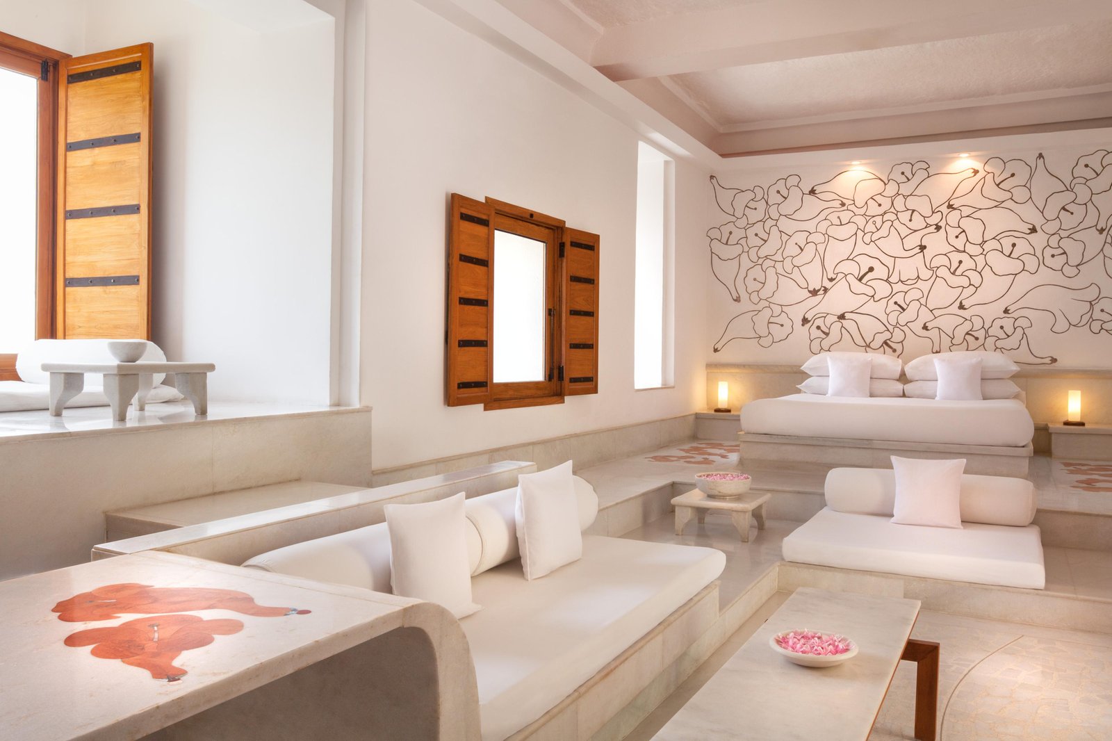 RAAS Devigarh, rooms