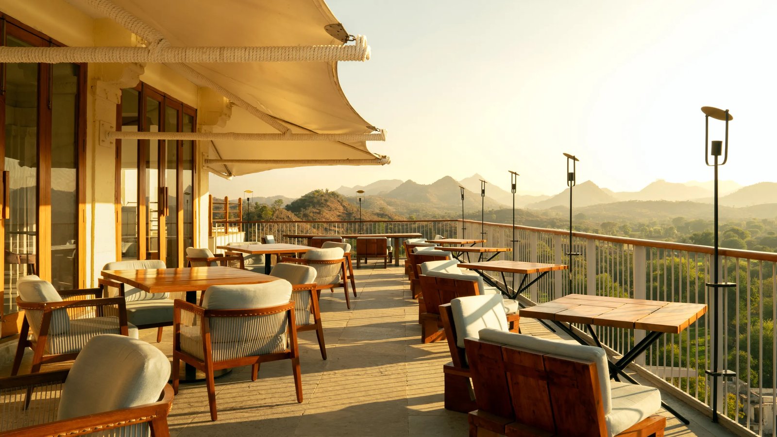 RAAS Devigarh, eat & drink