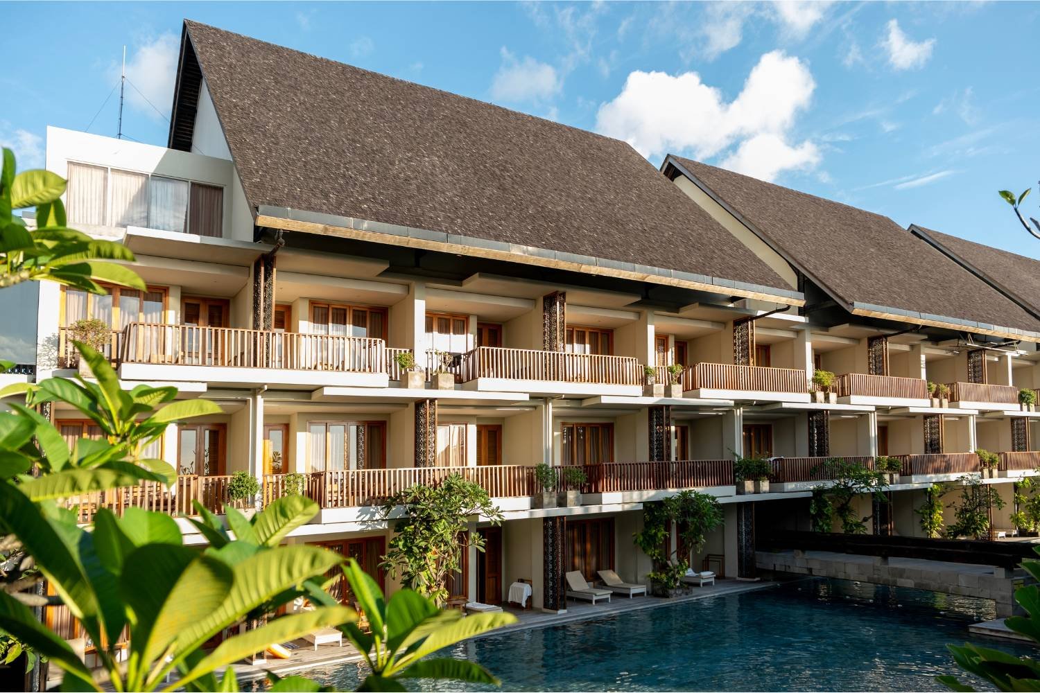Swarga Suites Bali Berawa — vibe