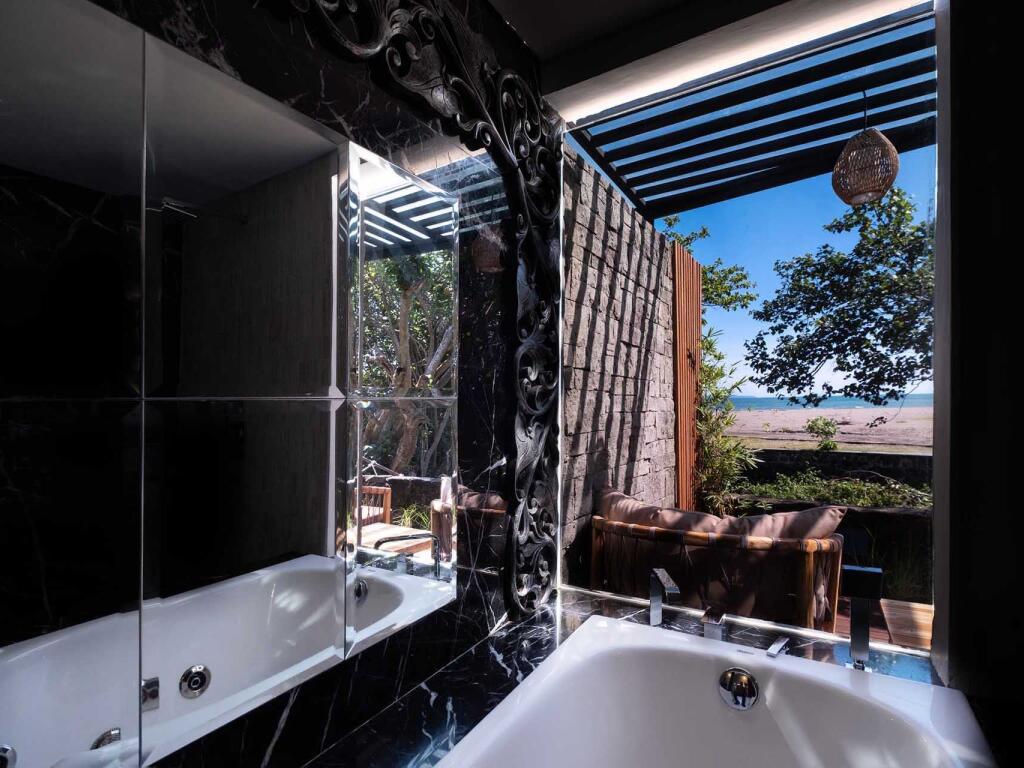 Swarga Suites Bali Berawa — wellness