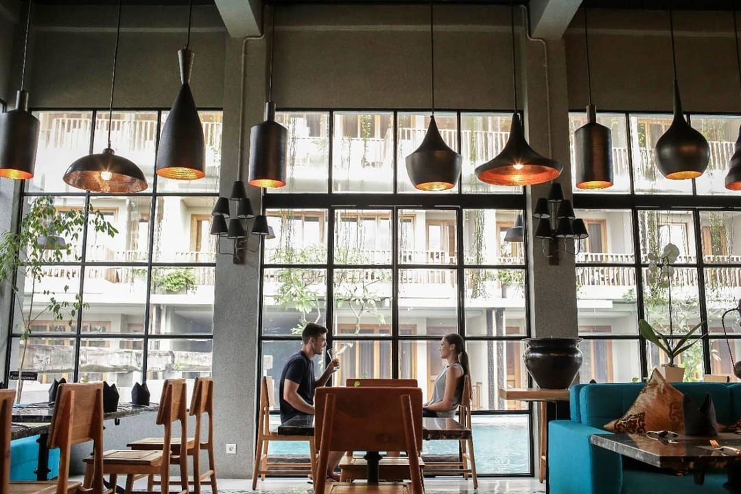 Swarga Suites Bali Berawa, ketumbar bistro & bar