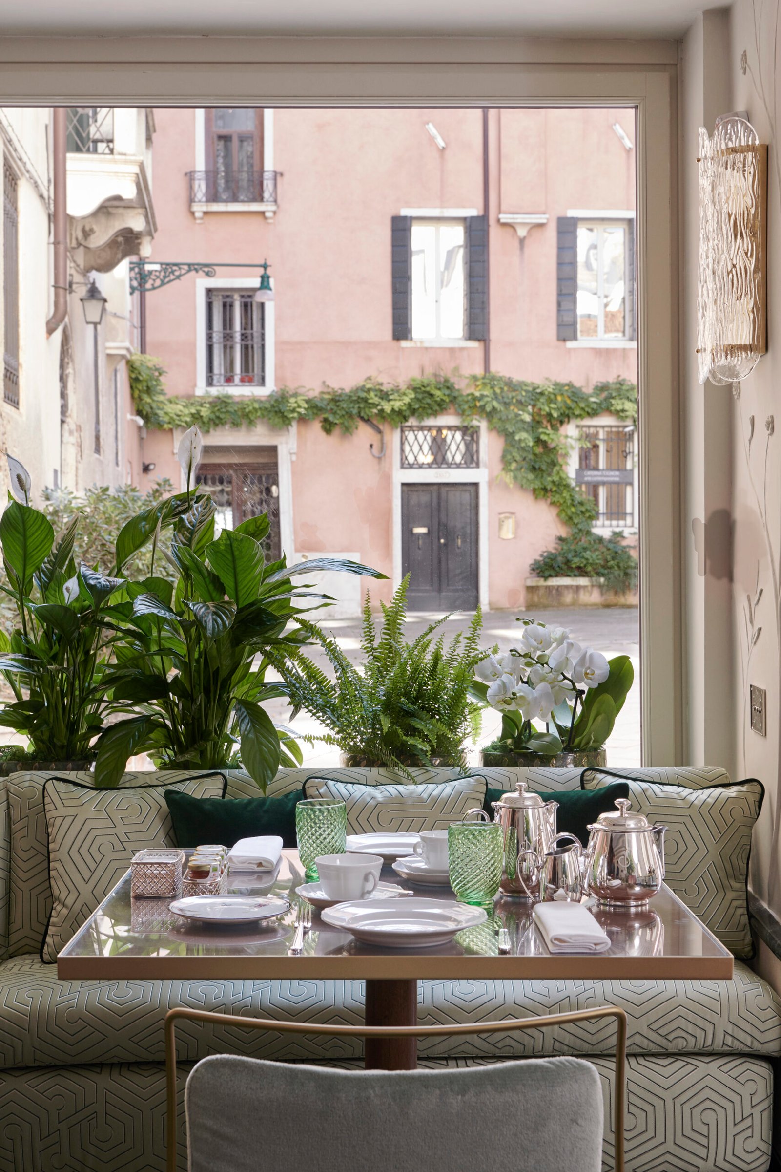 Hotel Violino D'Oro, eat & drink