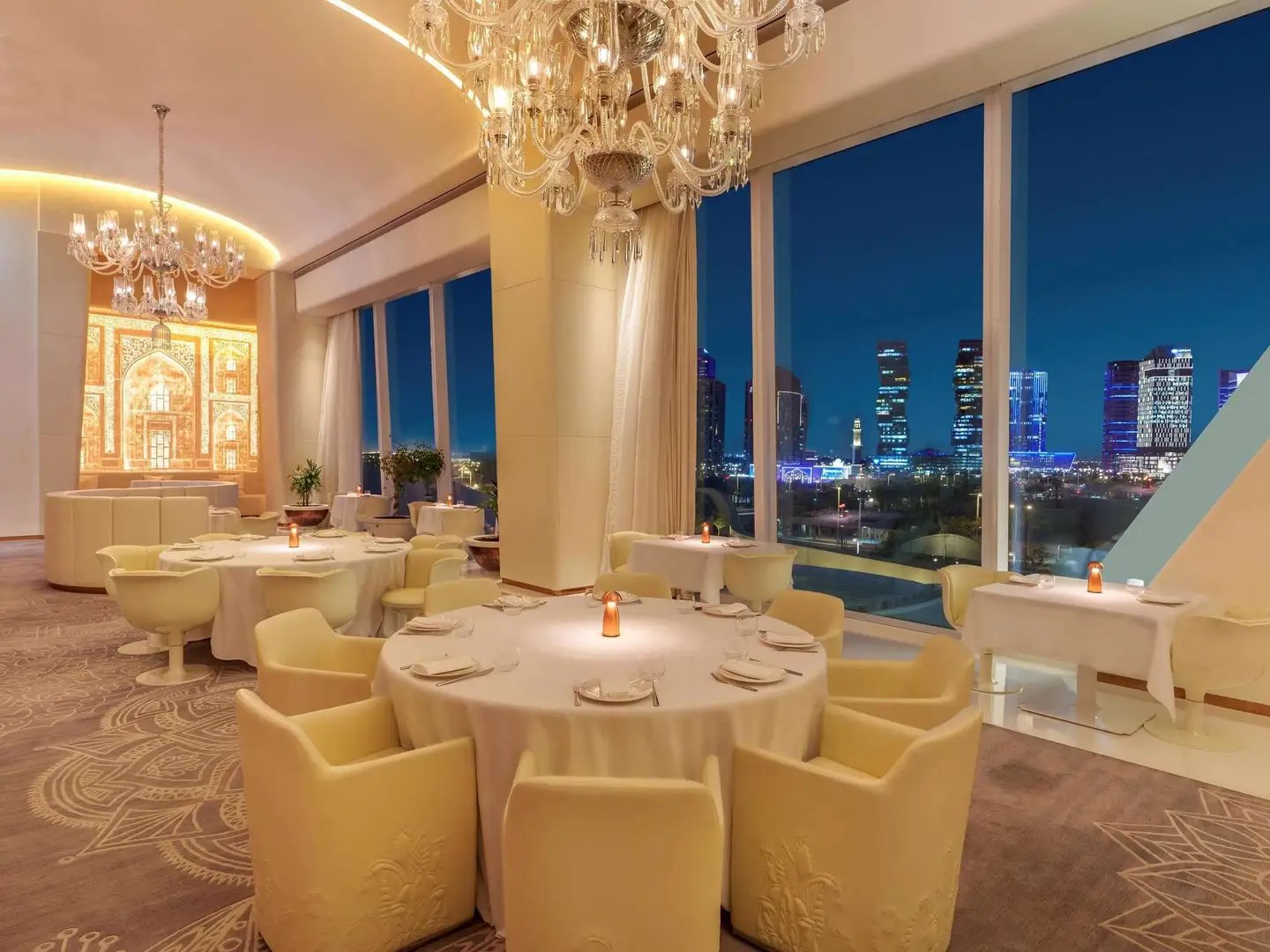 Fairmont Doha, eat & drink