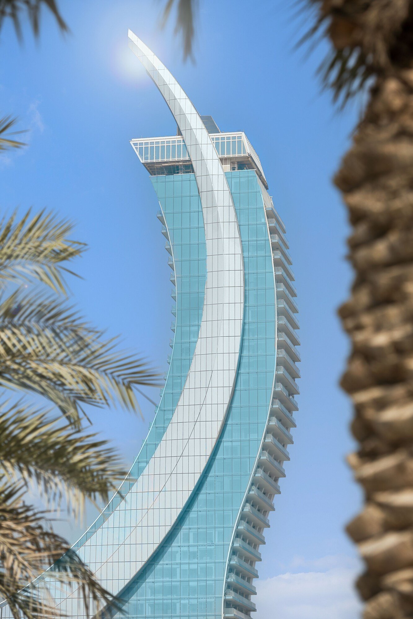 Fairmont Doha, backstory