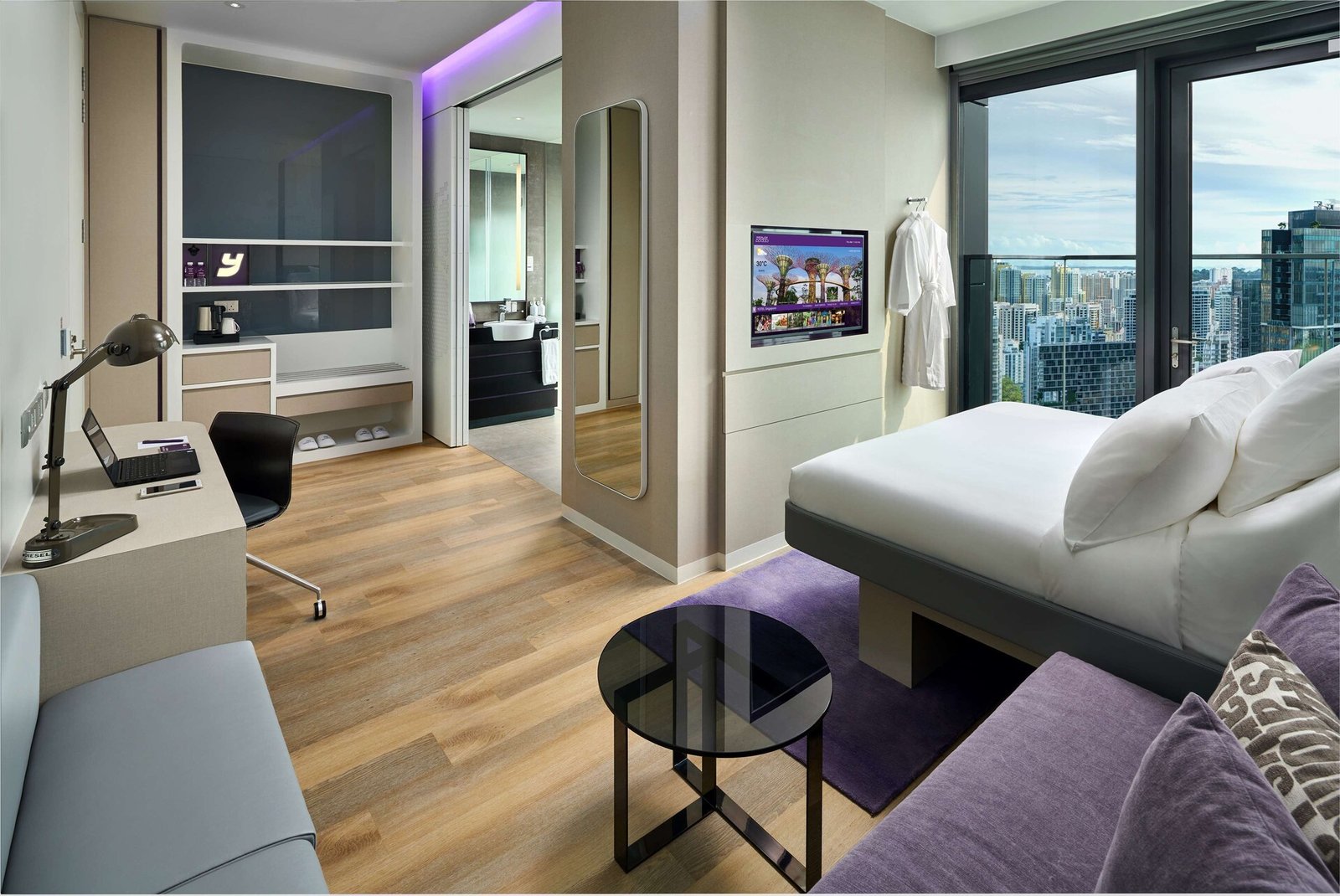 YOTEL Orchard Road — rooms