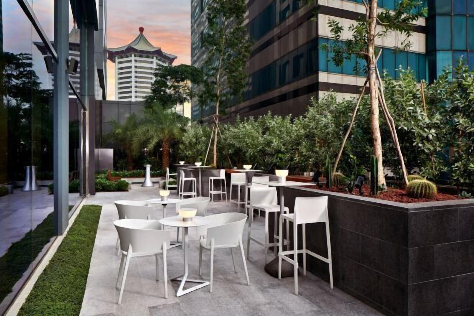 YOTEL Orchard Road — eat & drink