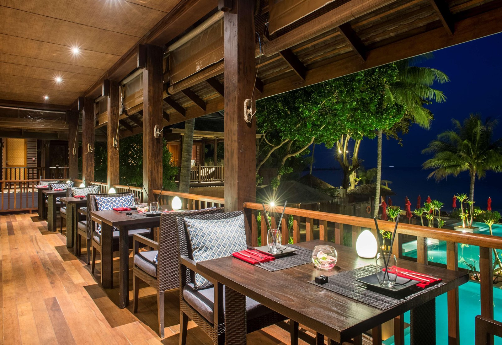 Anantara Rasananda Koh Phangan Villas, at the table