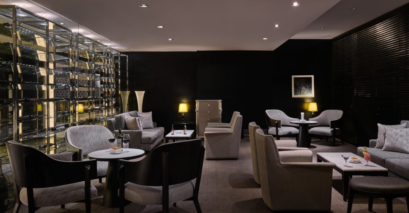 Concorde Hotel Singapore — vibe