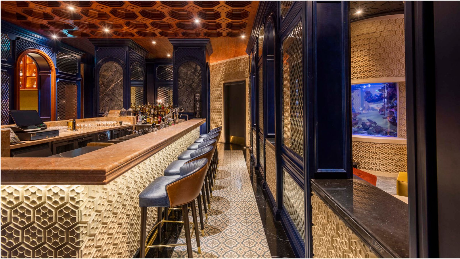 Sharq Village & Spa, a Ritz-Carlton Hotel, eat & drink