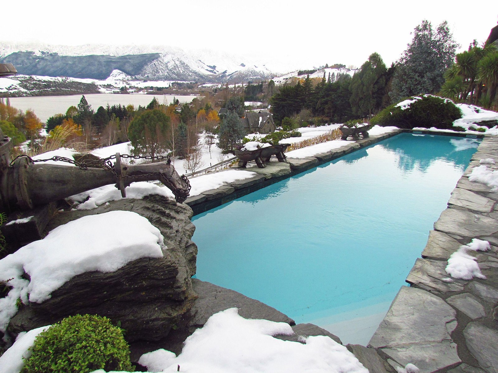 Stoneridge Estate Queenstown, the pool