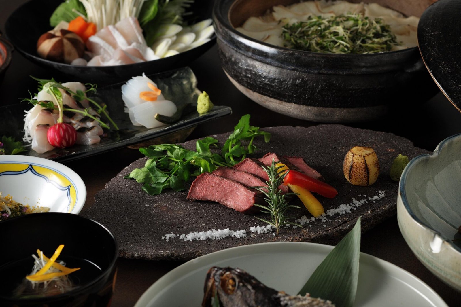 GOTO RETREAT ray by Onko Chishin, ray dining