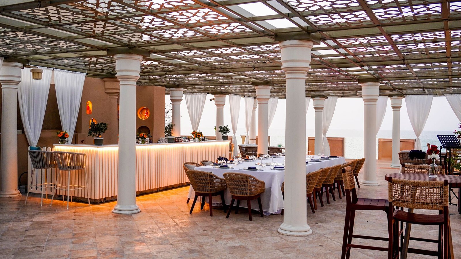 Rixos Premium Saadiyat Island, eat & drink