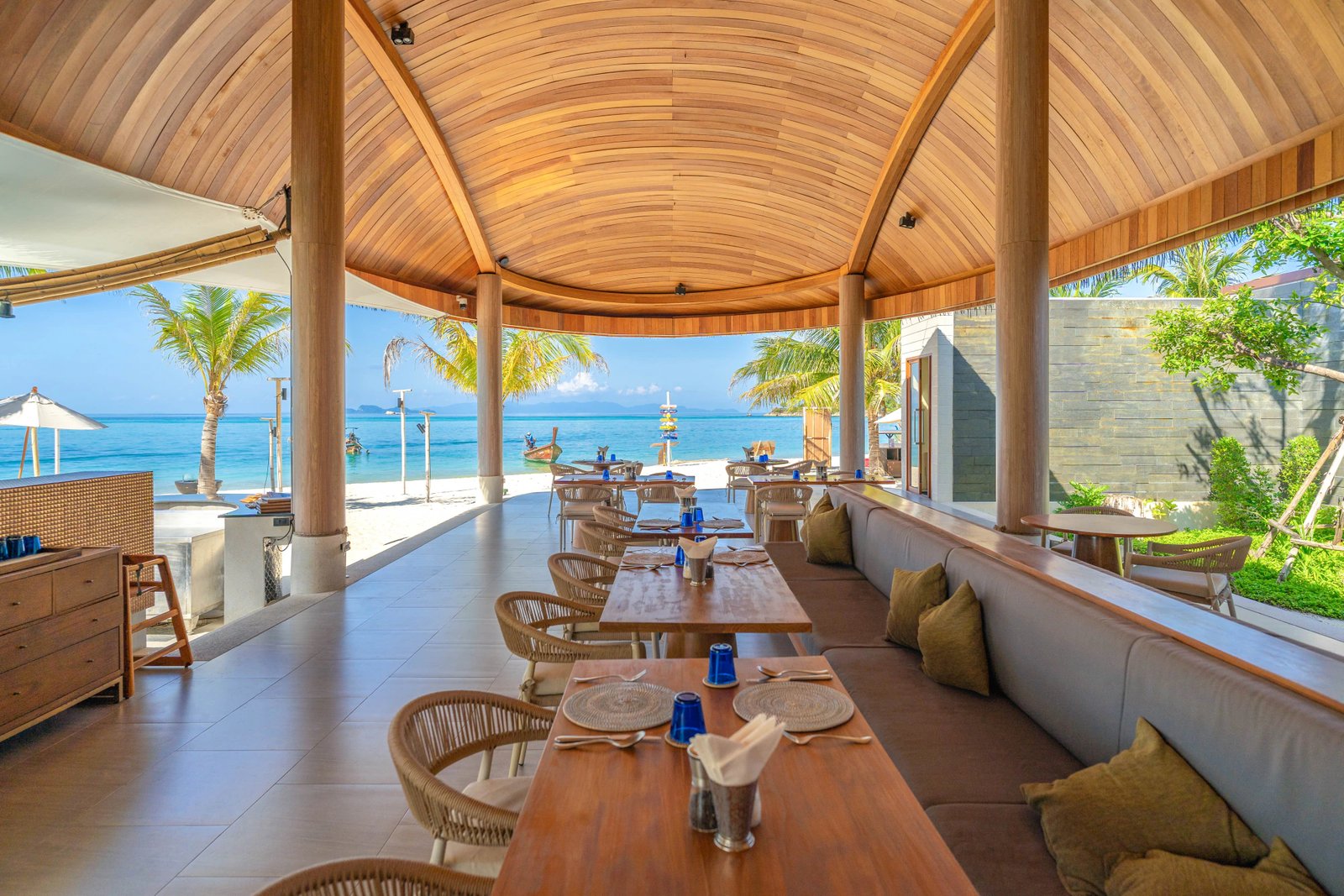 Irene Pool Villa Resort Koh Lipe, bok e'tto restaurant & bar