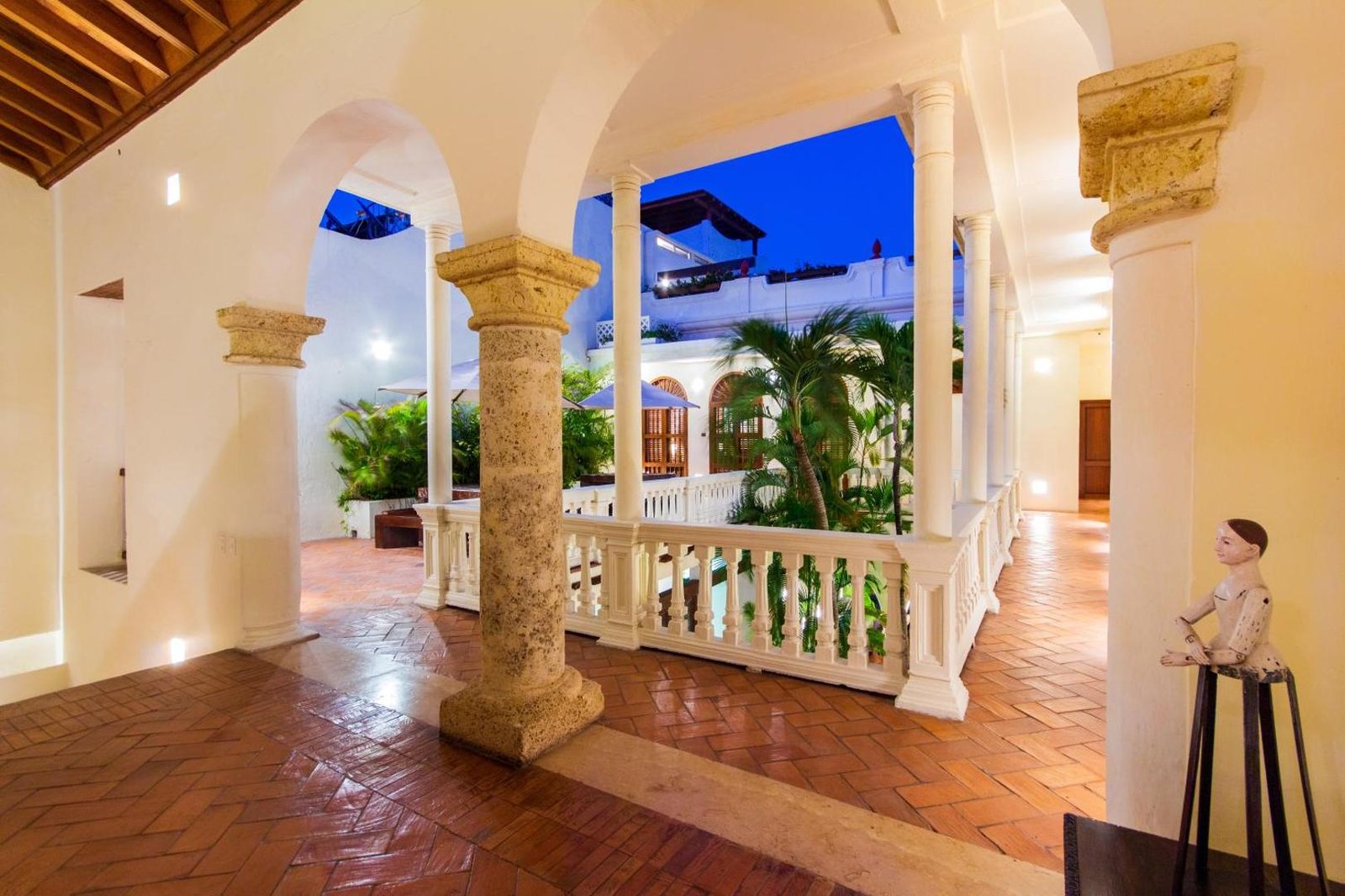 Hotel Quadrifolio, vibe
