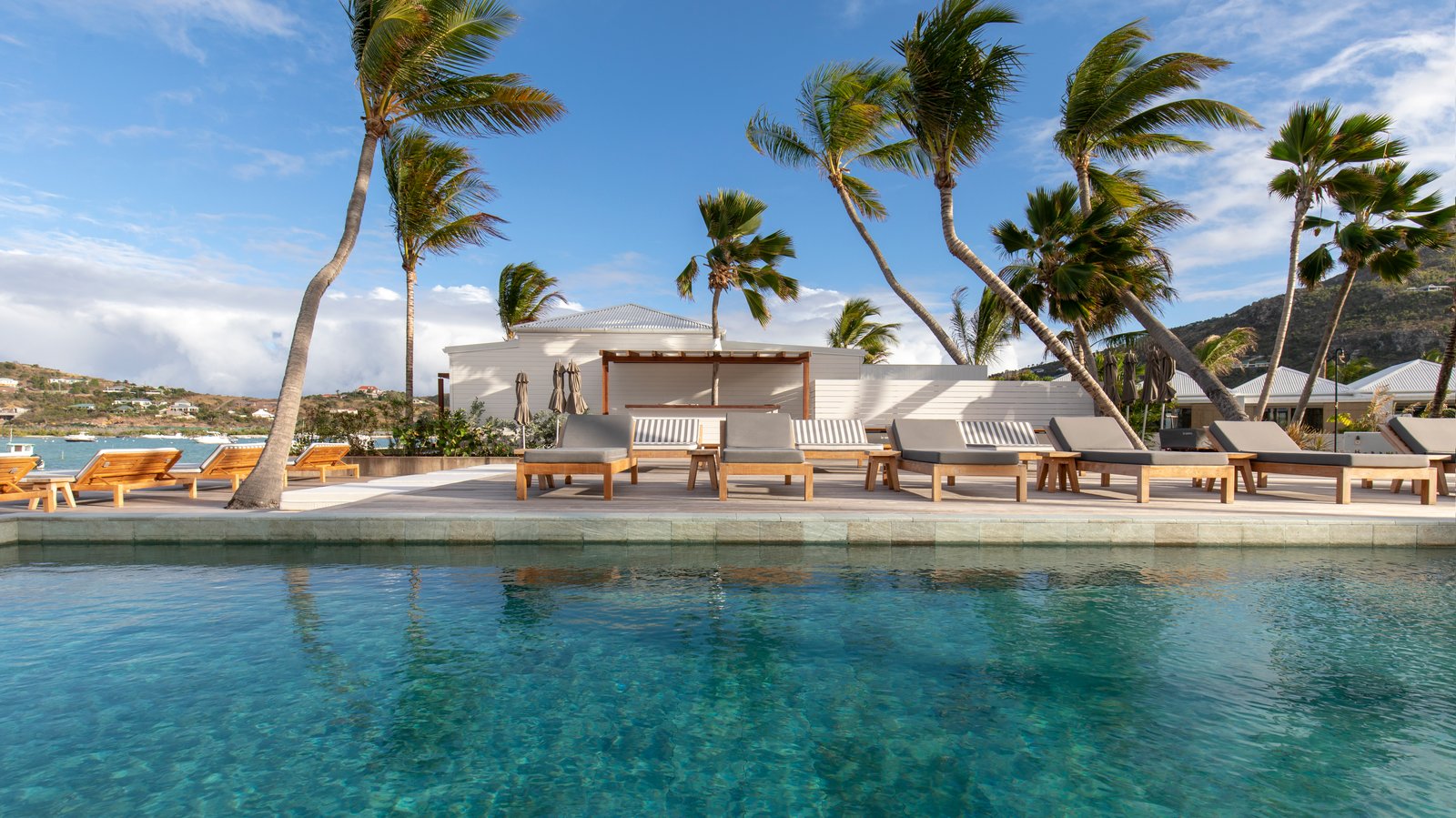 Le Sereno Hotel