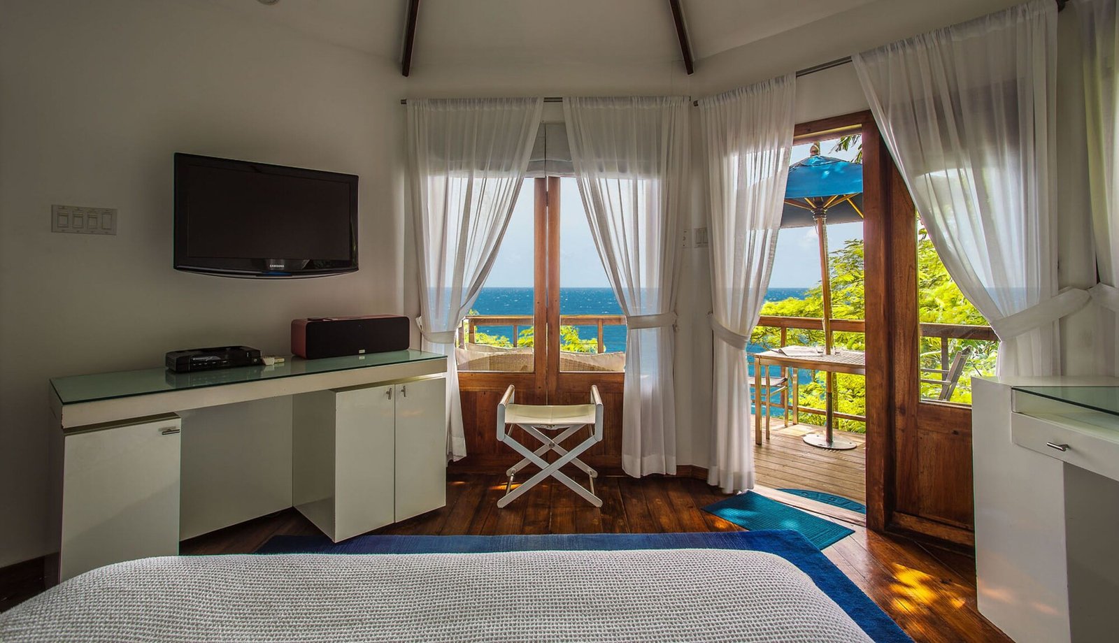 Geejam Hotel, rooms