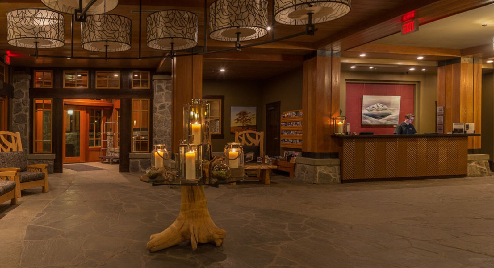 Nita Lake Lodge, vibe