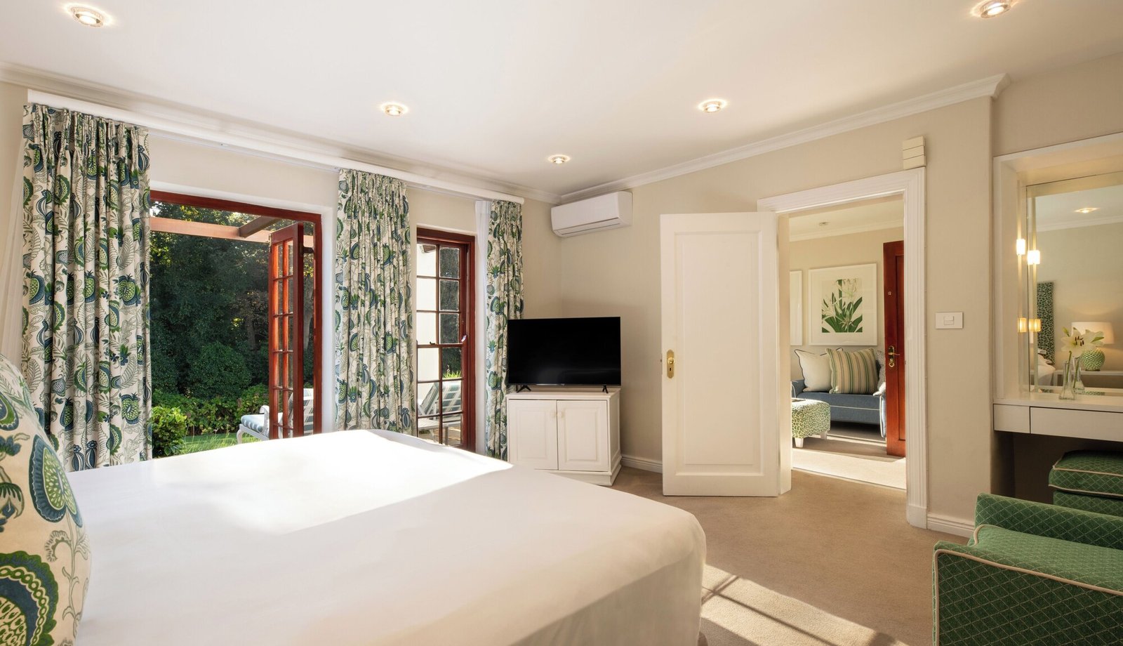 The Cellars-Hohenort, rooms