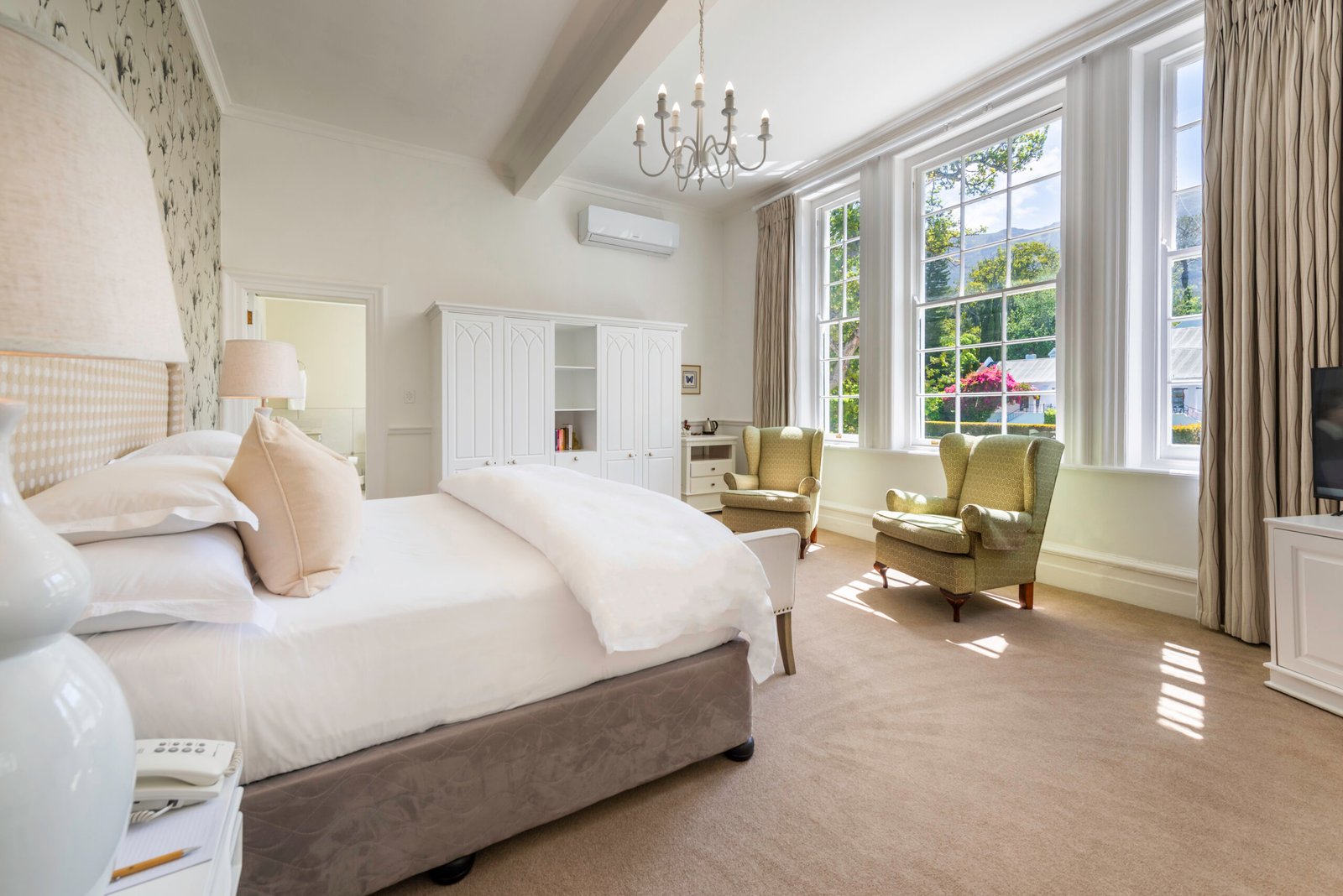 The Cellars-Hohenort, rooms